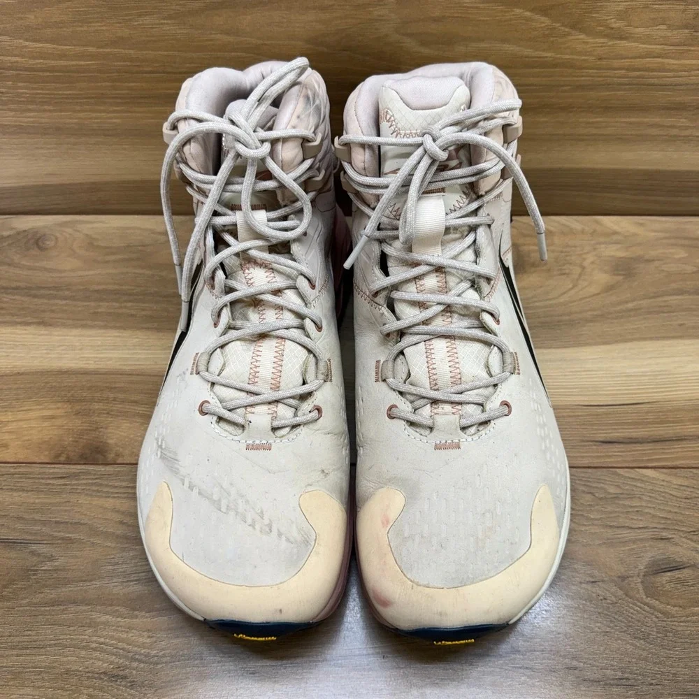 ALTRA Olympus 5 Mid Gore Tex Mens 11.5 Hiking Outdoor Vibram Megagrip Sand